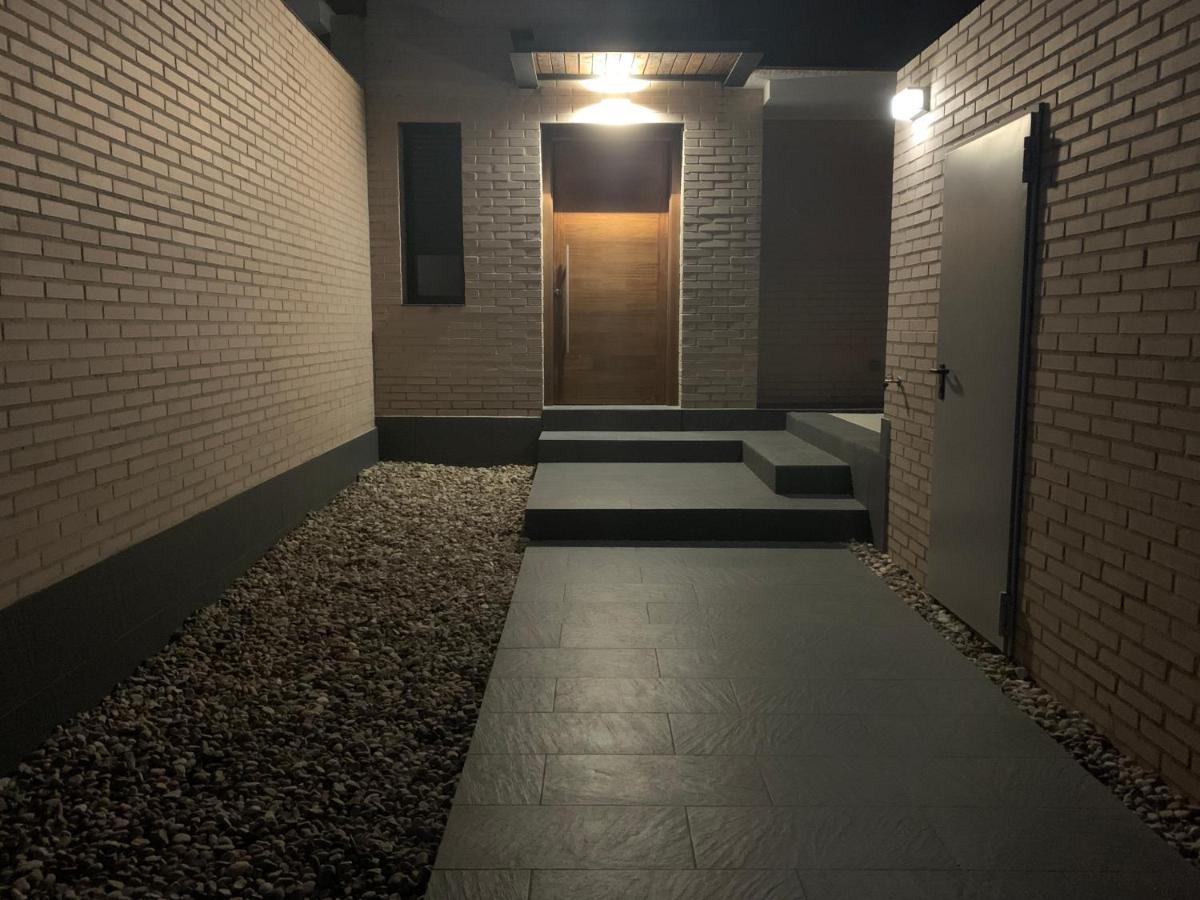 Chalet Con Piscina Privada A 25 Min De Madrid Arroyomolinos Esterno foto