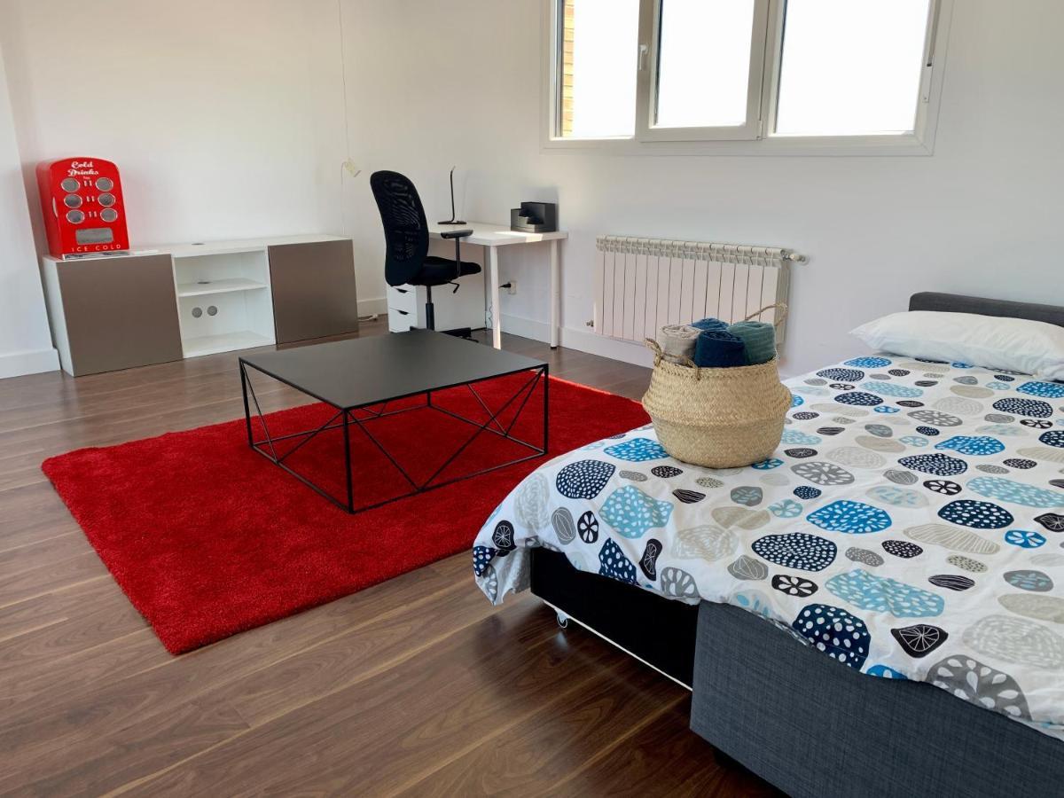 Chalet Con Piscina Privada A 25 Min De Madrid Arroyomolinos Esterno foto